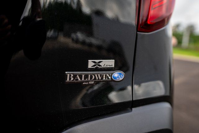 Vehicle image 20 of 38