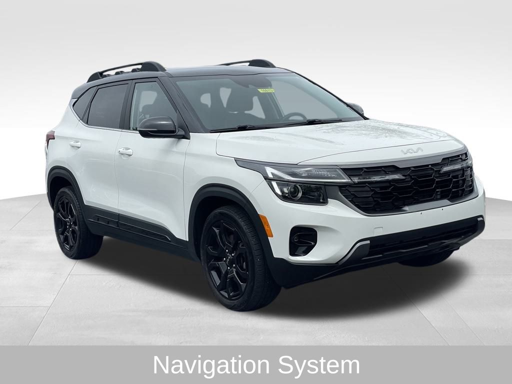 Vehicle image 3 of 34
