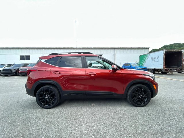Vehicle image 4 of 25