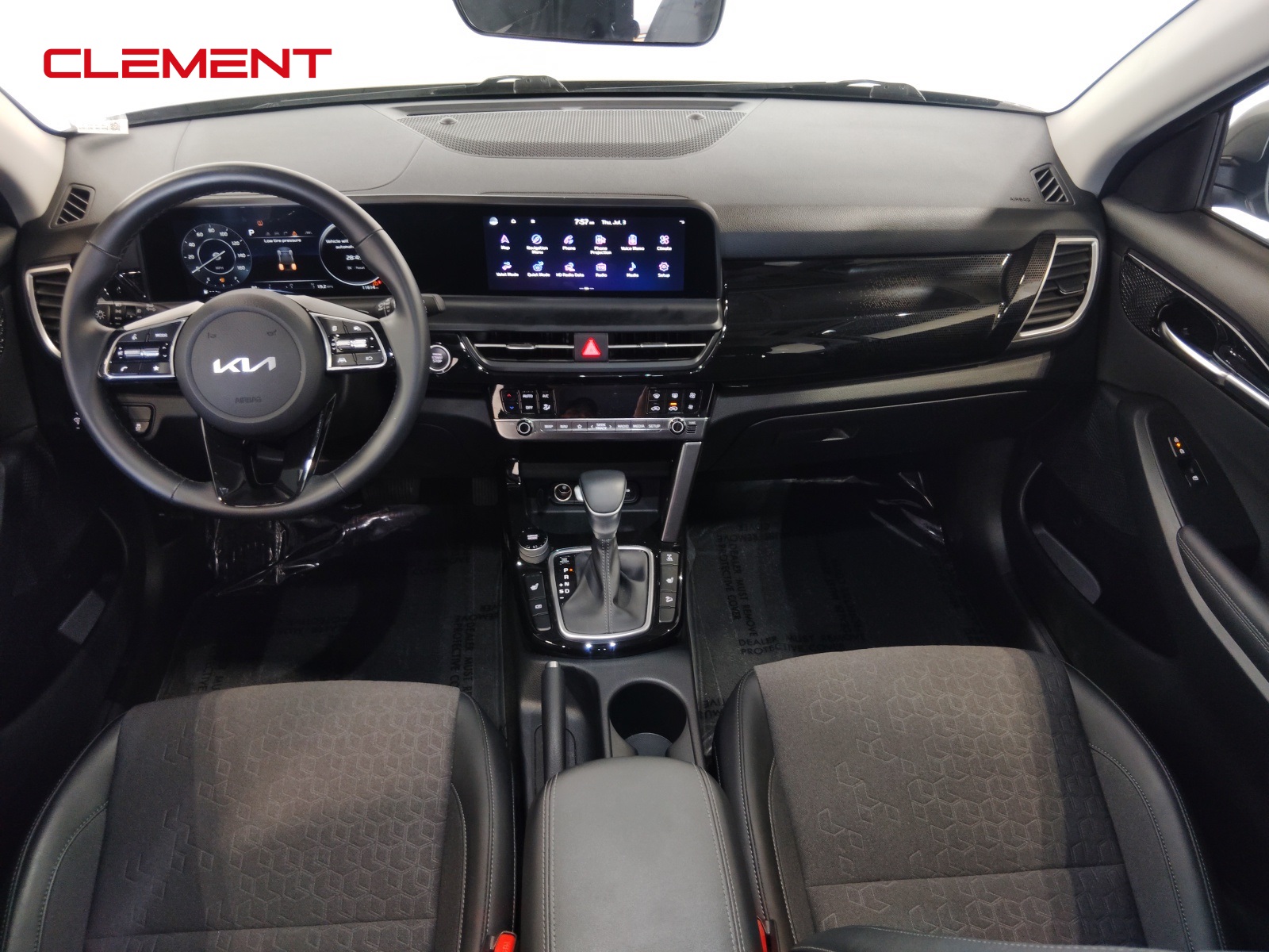 Vehicle image 22 of 50