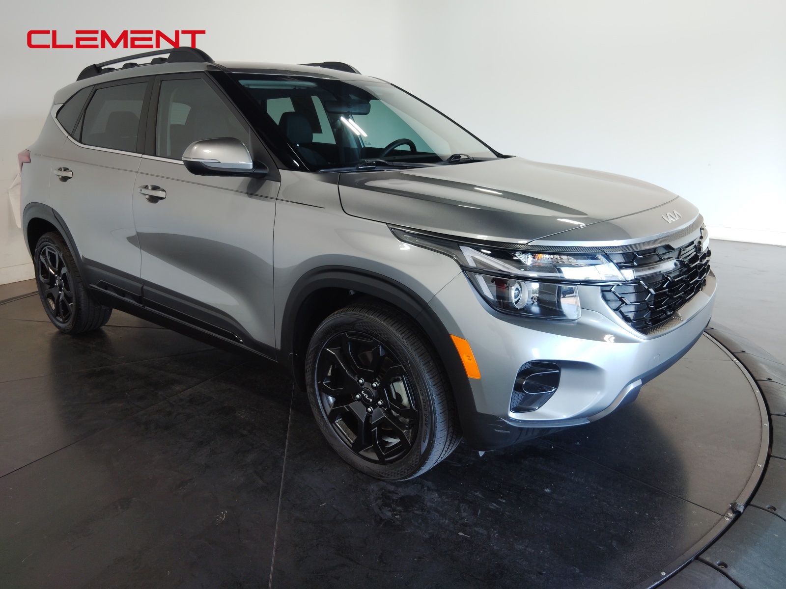 Vehicle image 3 of 50