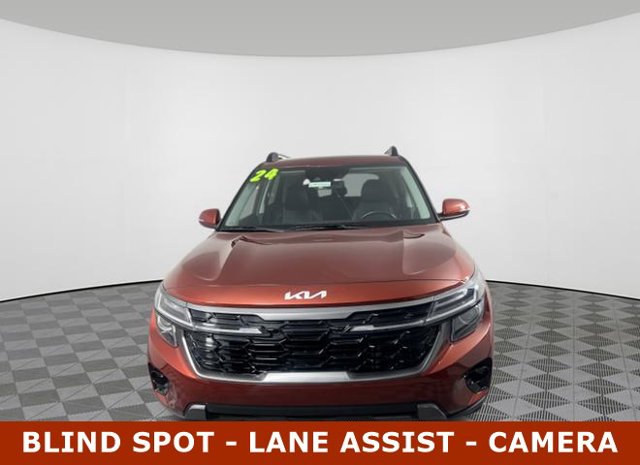 Vehicle image 2 of 27
