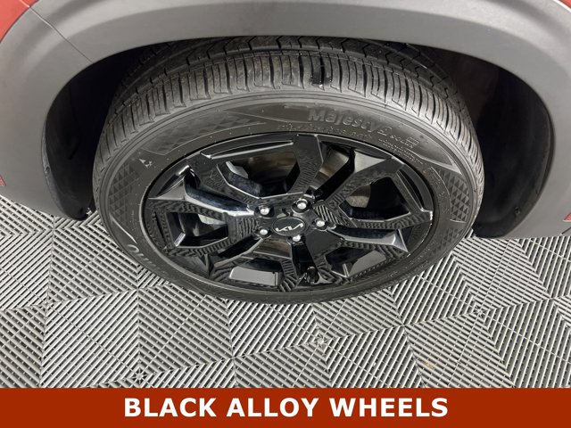 Vehicle image 26 of 27