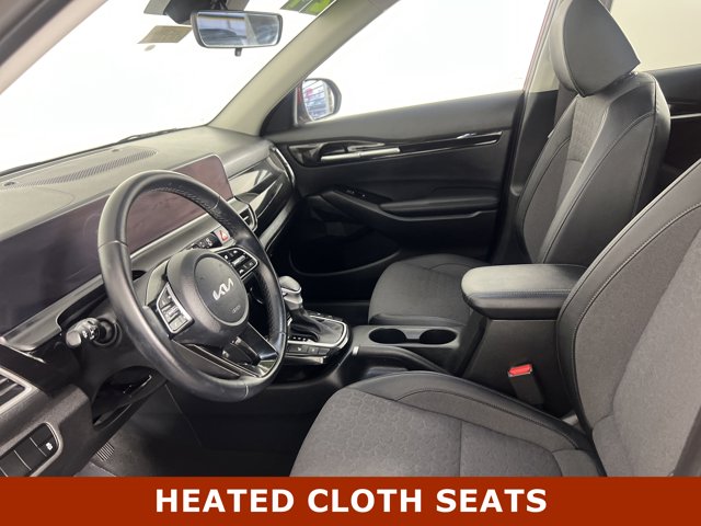 Vehicle image 11 of 27