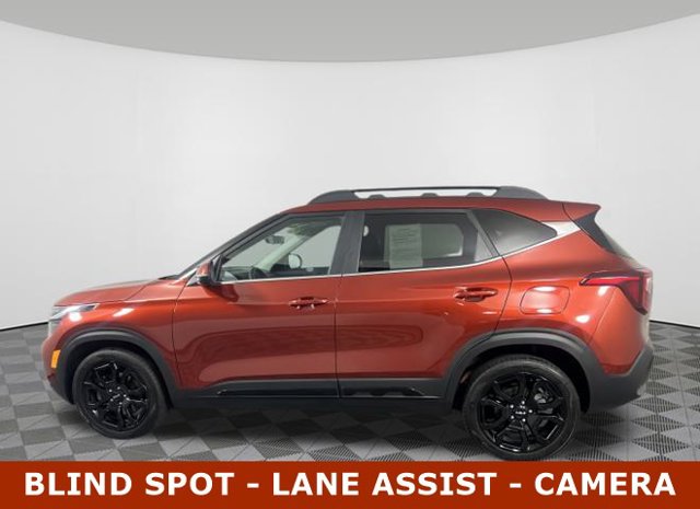Vehicle image 8 of 27