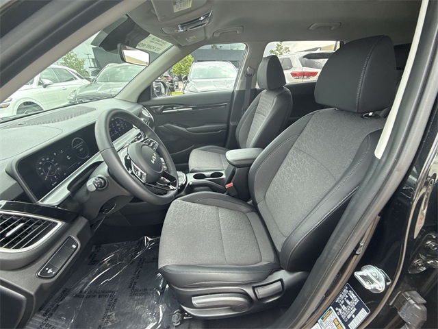 Vehicle image 13 of 23