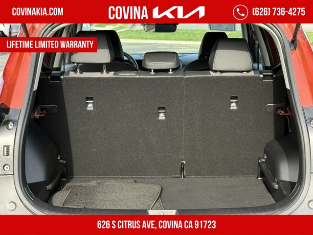 Vehicle image 11 of 32