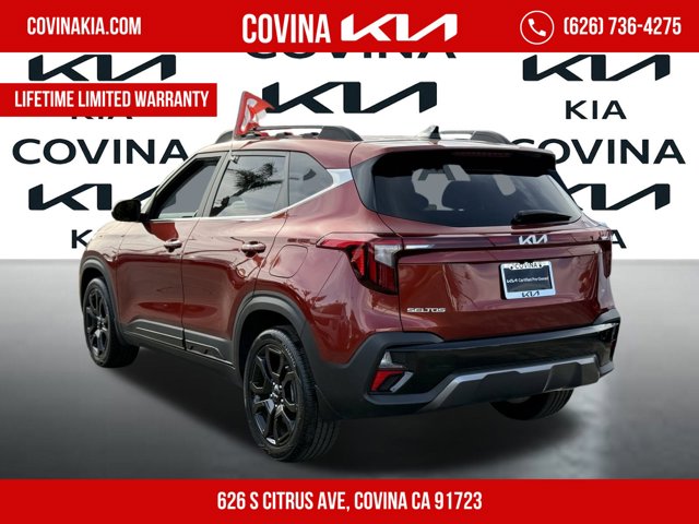 Vehicle image 8 of 32