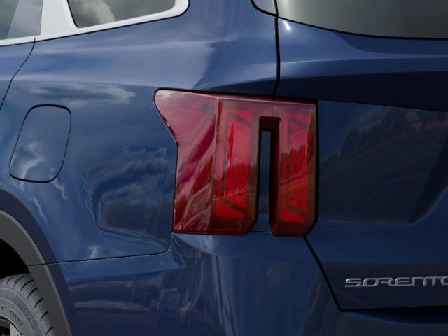 Vehicle image 12 of 31