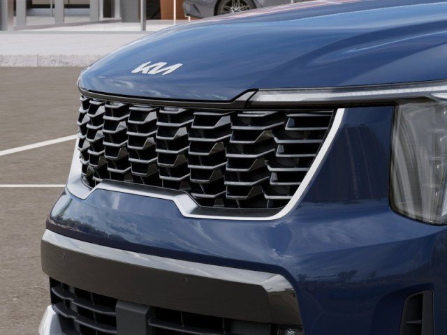 Vehicle image 13 of 31