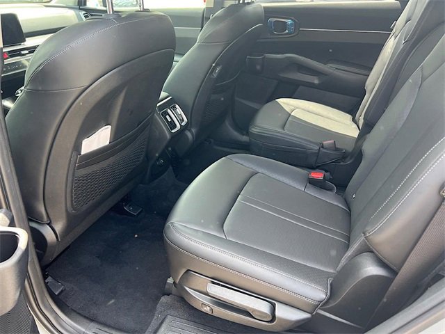 2024 Kia Sorento EX Image 12 of 28