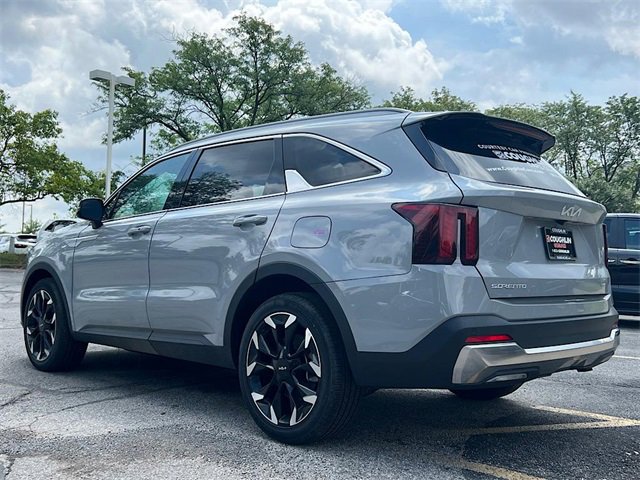 2024 Kia Sorento EX Image 7 of 28