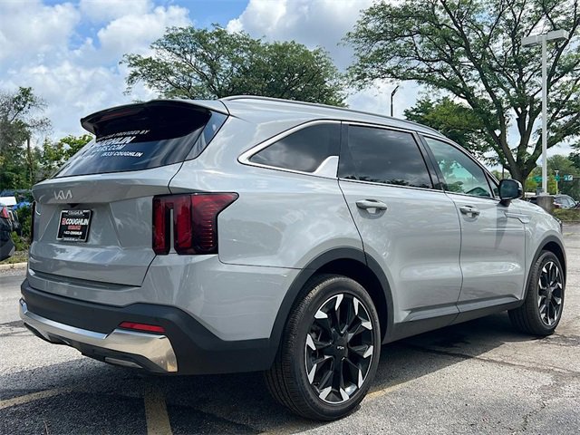 2024 Kia Sorento EX Image 5 of 28