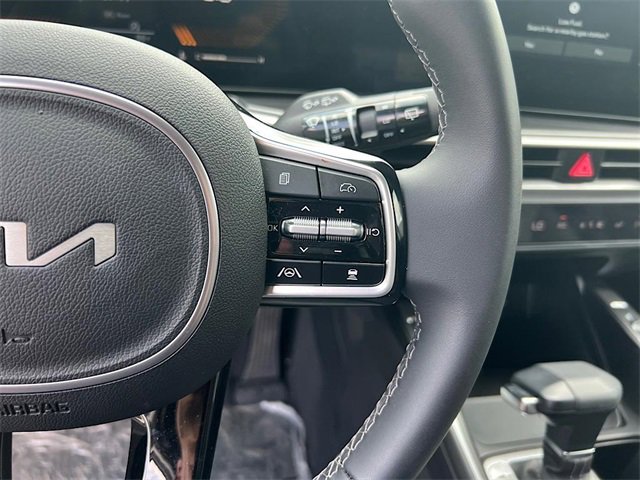 2024 Kia Sorento EX Image 17 of 28