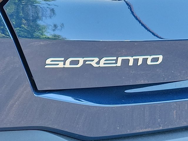 Vehicle image 19 of 33