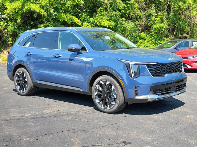 Vehicle image 2 of 33