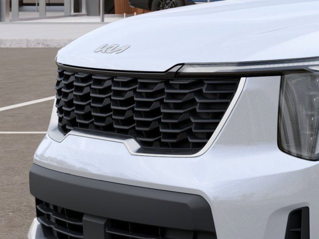 Vehicle image 13 of 31