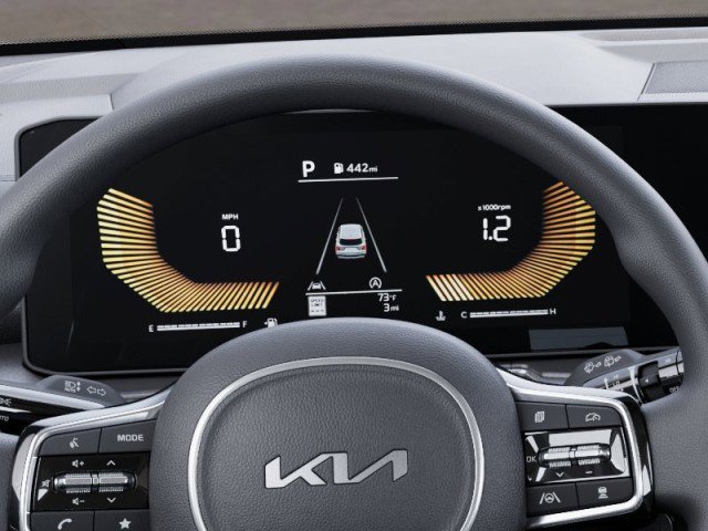 Vehicle image 21 of 31