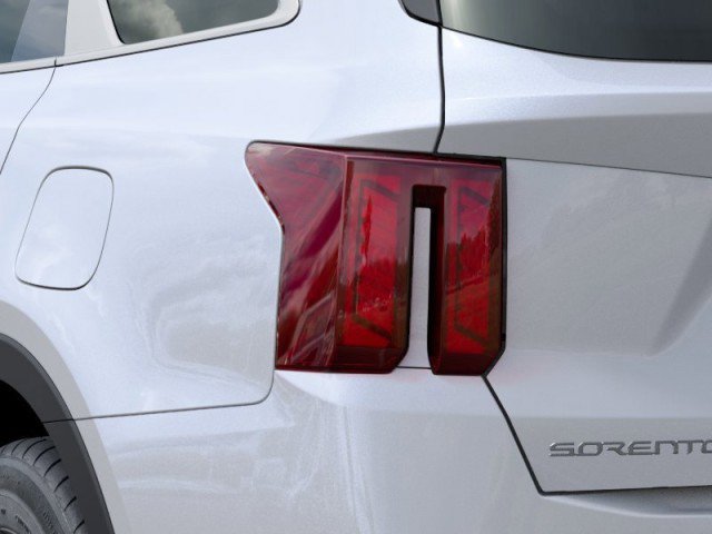 Vehicle image 12 of 31