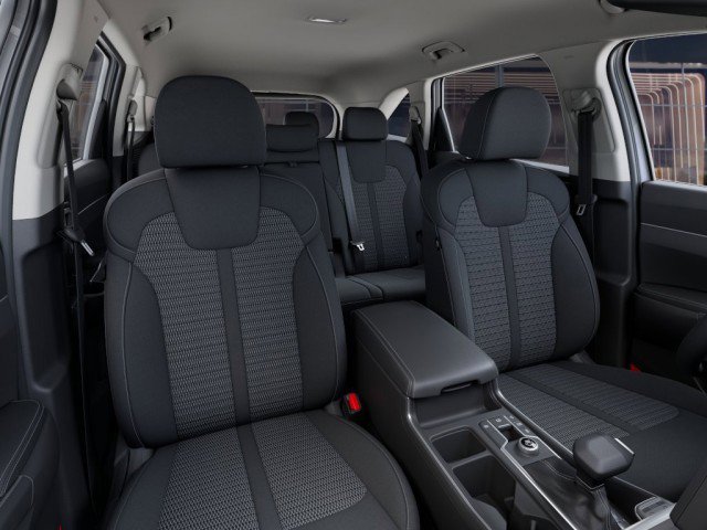 Vehicle image 15 of 31