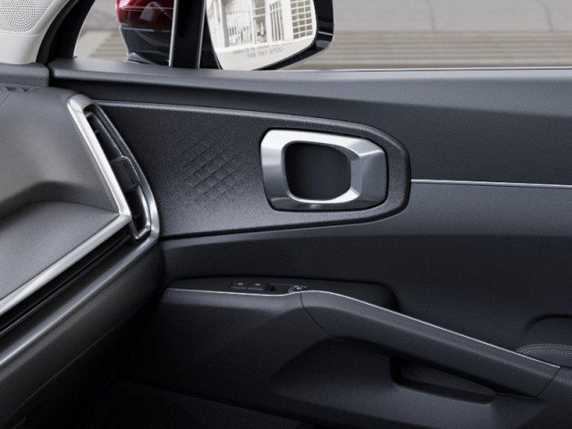 Vehicle image 29 of 31