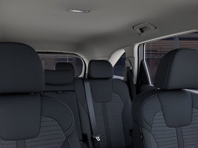 Vehicle image 27 of 31