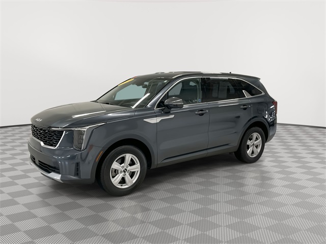 Vehicle image 2 of 28