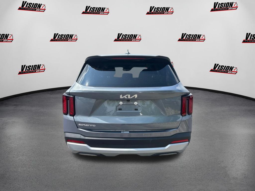 Vehicle image 6 of 37