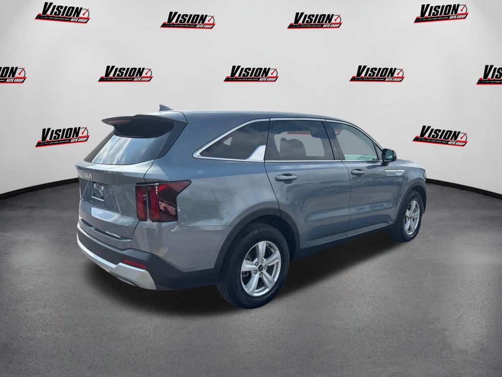 Vehicle image 5 of 37