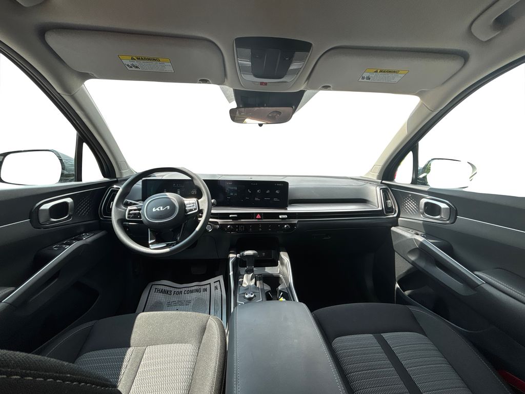 Vehicle image 16 of 37