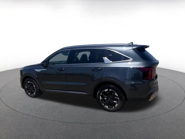 Vehicle image 11 of 46