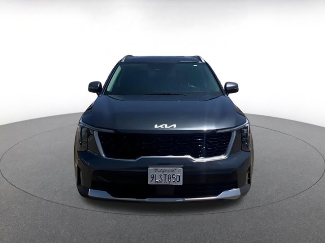 Vehicle image 3 of 46
