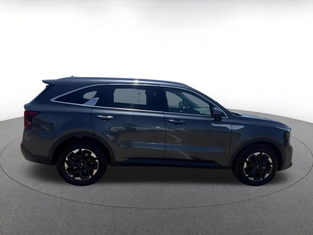 Vehicle image 7 of 46
