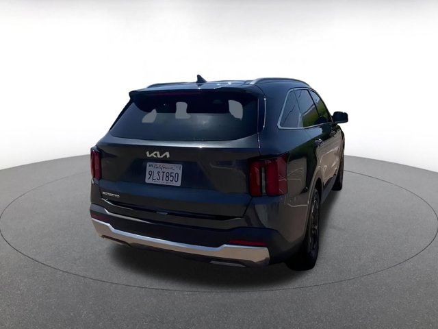 Vehicle image 8 of 46