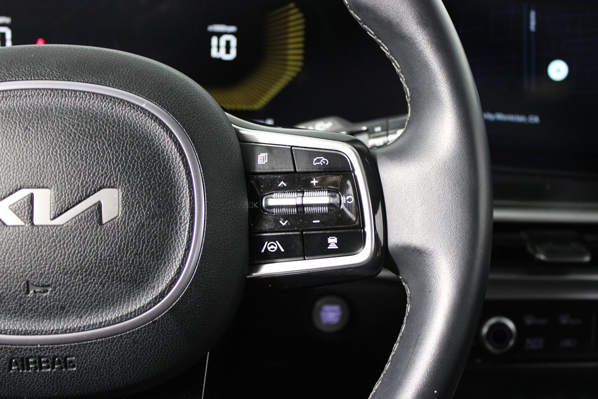 2024 Kia Sorento S Image 23 of 41