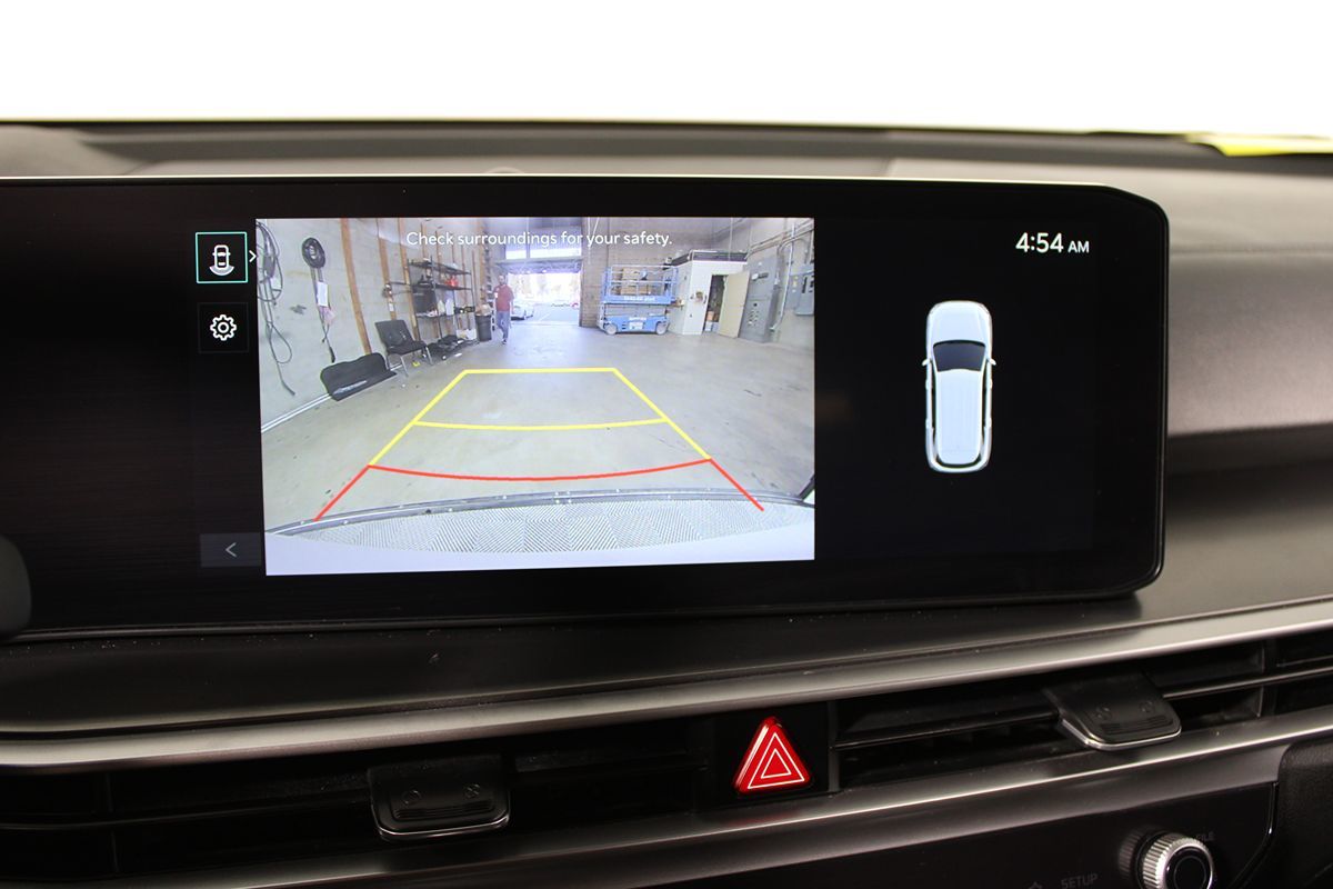 2024 Kia Sorento S Image 27 of 41