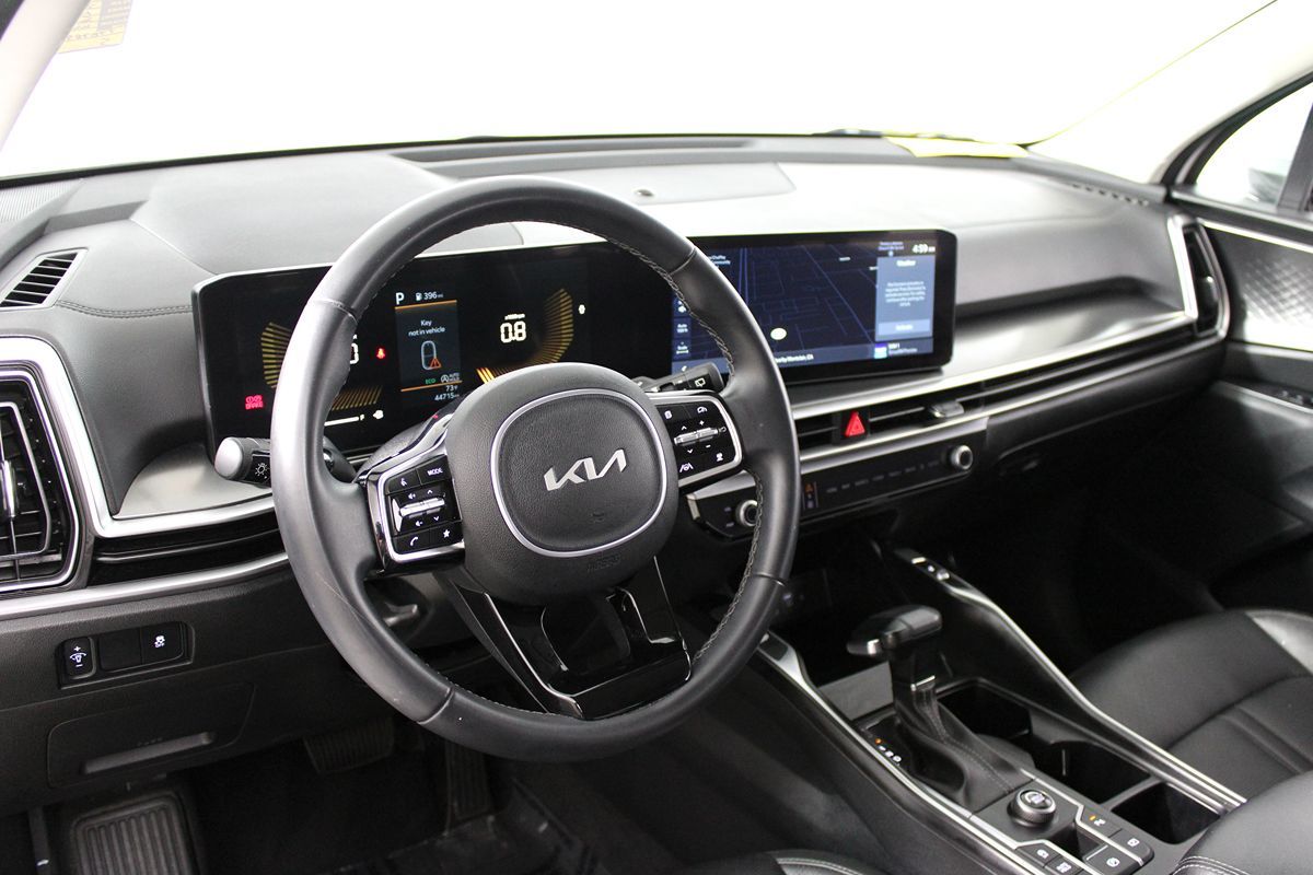2024 Kia Sorento S Image 21 of 41