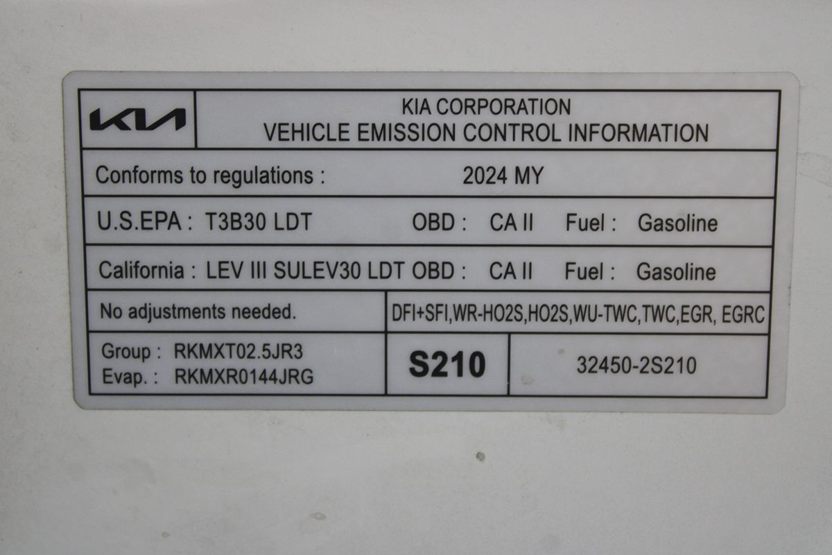 2024 Kia Sorento S Image 35 of 41
