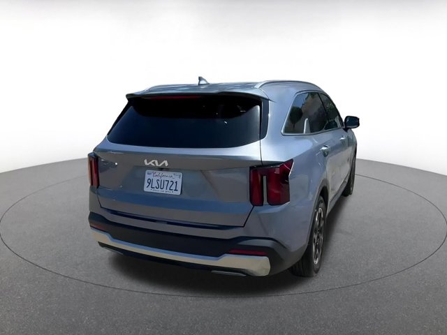 Vehicle image 8 of 45