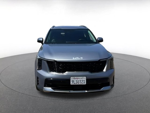 Vehicle image 3 of 45