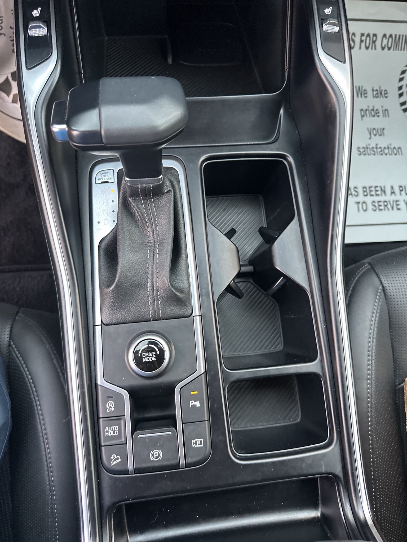 Vehicle image 36 of 46