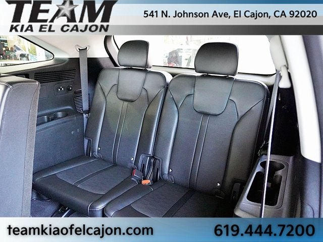 Vehicle image 18 of 48