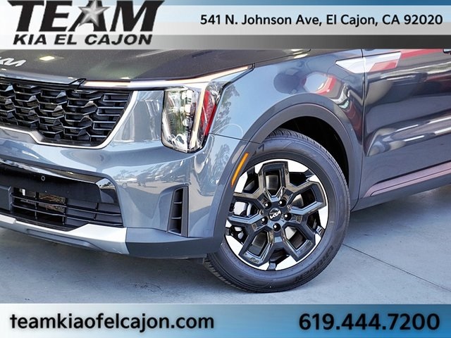 Vehicle image 9 of 48