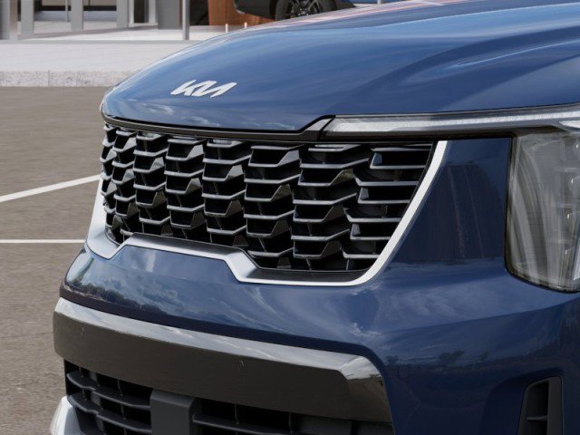 Vehicle image 13 of 33