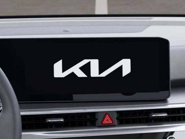 Vehicle image 20 of 33