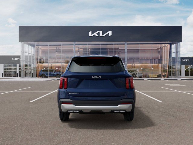 Vehicle image 8 of 33