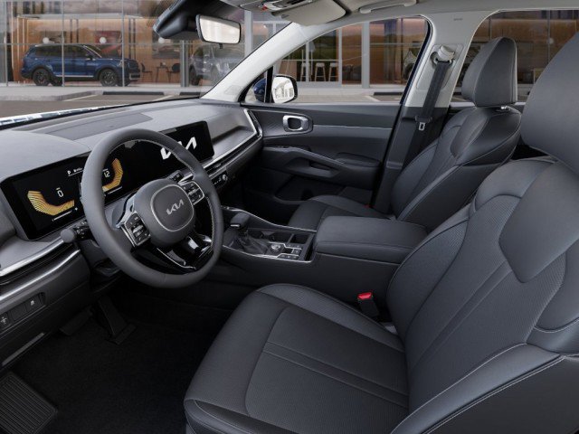 Vehicle image 17 of 33