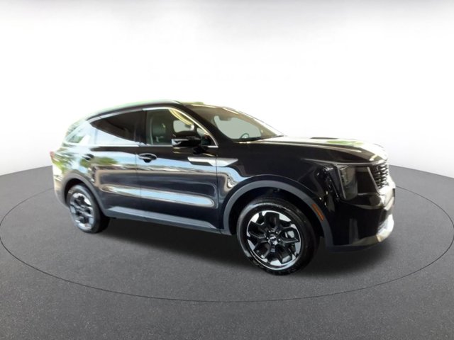 Vehicle image 5 of 44