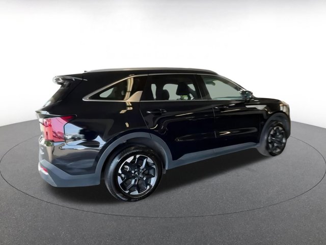 Vehicle image 9 of 44