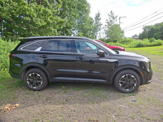 Vehicle image 4 of 4
